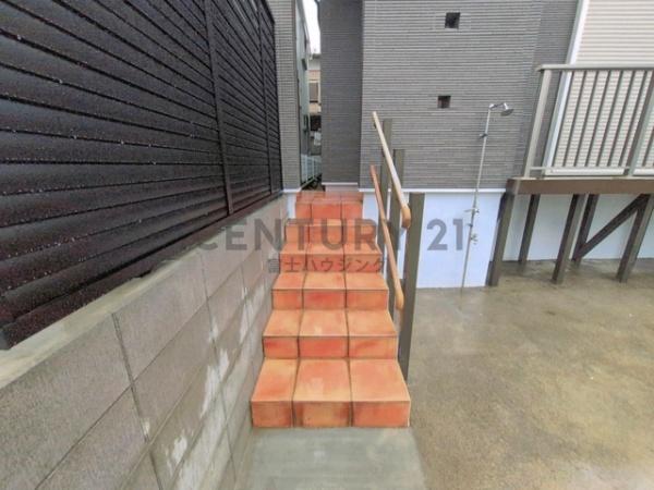 藤沢市片瀬２丁目の中古一戸建て