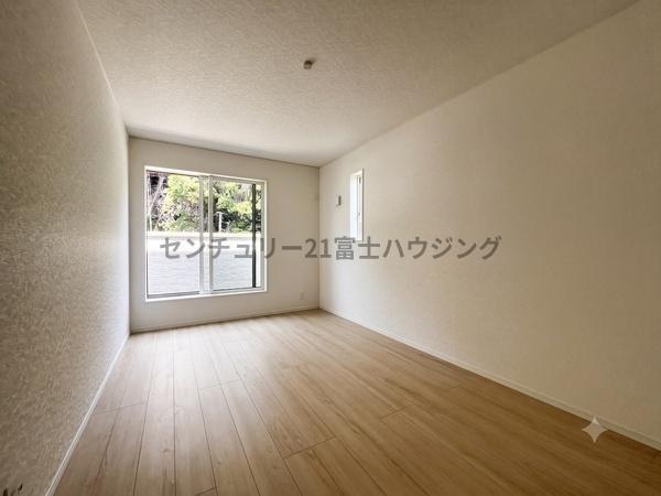 藤沢市城南第6(1期)　新築5号棟　全7棟