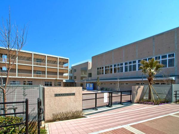 茅ヶ崎市浜竹４丁目の中古一戸建て(茅ヶ崎市立汐見台小学校)