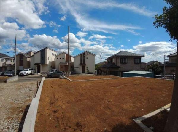 伊勢原市沼目第26　新築戸建1号棟　全2棟