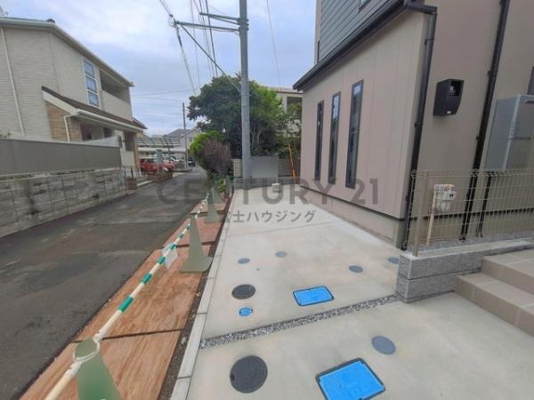 藤沢市本鵠沼5丁目　新築B号棟　全2棟
