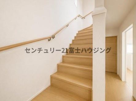 藤沢市円行１丁目の中古一戸建て