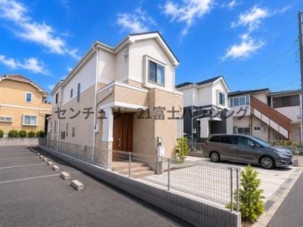 藤沢市円行１丁目の中古一戸建て