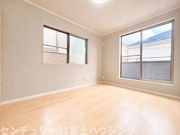 藤沢市円行１丁目の中古一戸建て