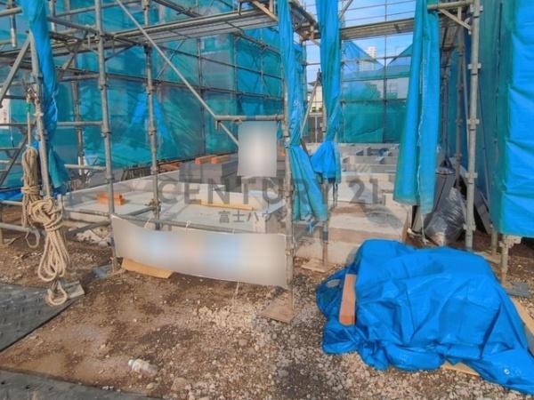 藤沢市辻堂元町2丁目2436番　新築B号棟　全4棟