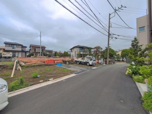 藤沢市羽鳥3丁目1032番　新築戸建D号棟　全5棟