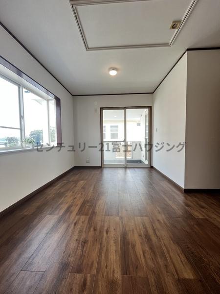 藤沢市鵠沼海岸３丁目の中古一戸建て