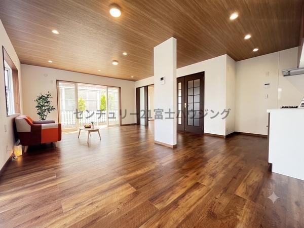 藤沢市鵠沼海岸3丁目　中古戸建