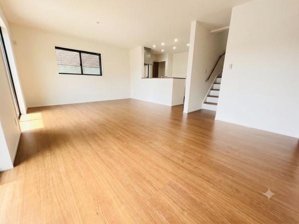 藤沢市白旗4丁目　新築戸建　全1棟