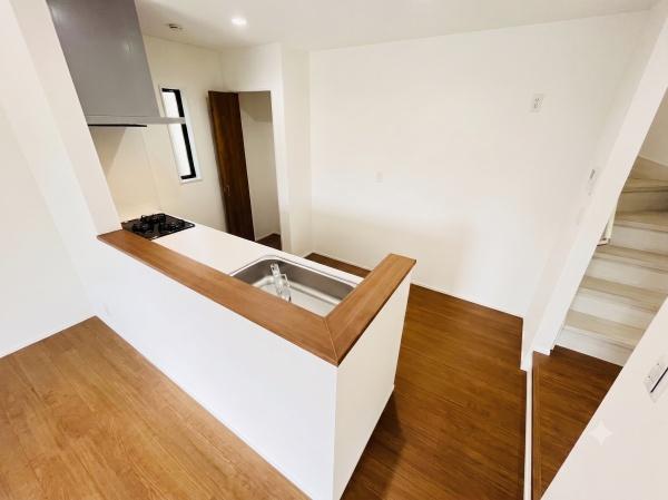 藤沢市白旗4丁目　新築戸建　全1棟