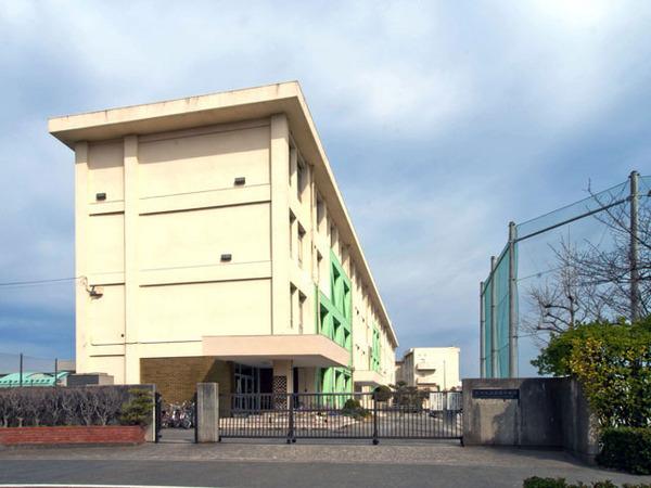 辻堂団地三街区(高浜中学校)