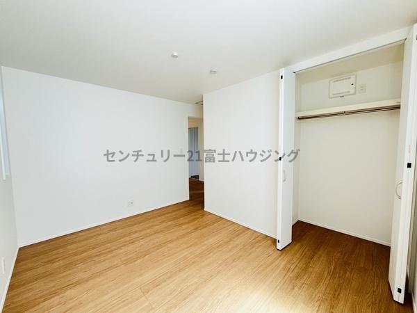 茅ヶ崎市十間坂２丁目の新築一戸建