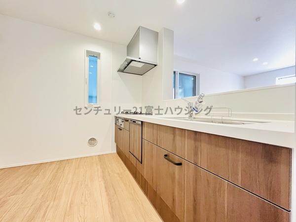 茅ヶ崎市十間坂２丁目の新築一戸建