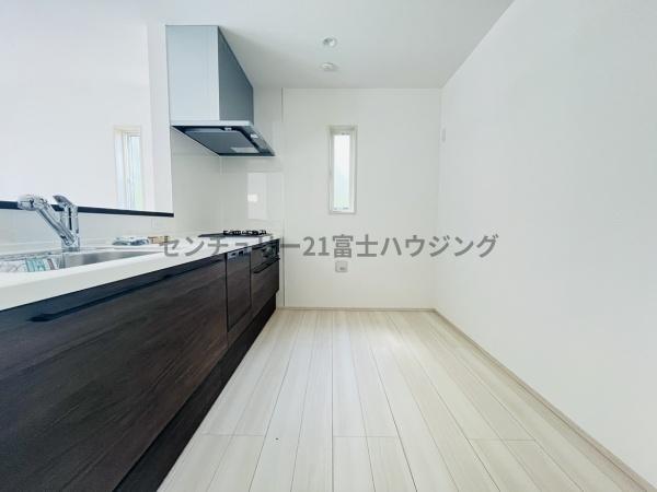 茅ヶ崎市富士見町　新築戸建D号棟