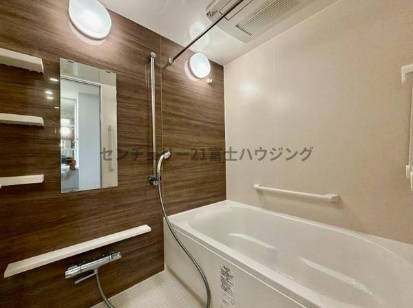 レーベン鵠沼海岸BLUENOVA