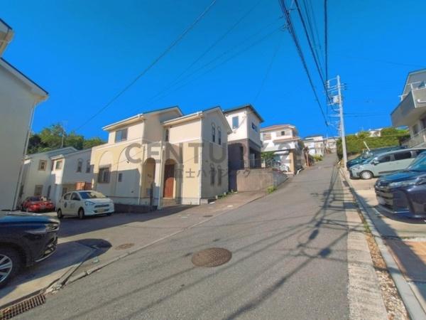 藤沢市白旗４丁目の中古一戸建て