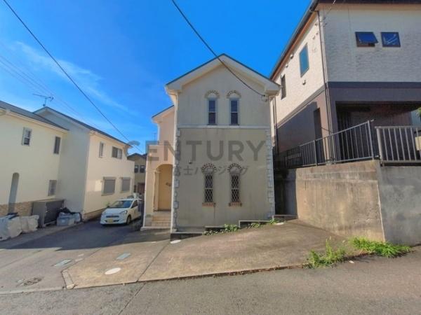 藤沢市白旗４丁目の中古一戸建て