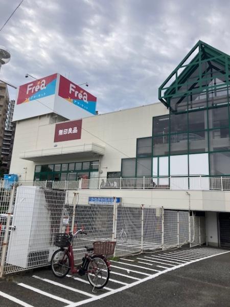 藤沢市本藤沢３丁目の土地(フレア善行店)