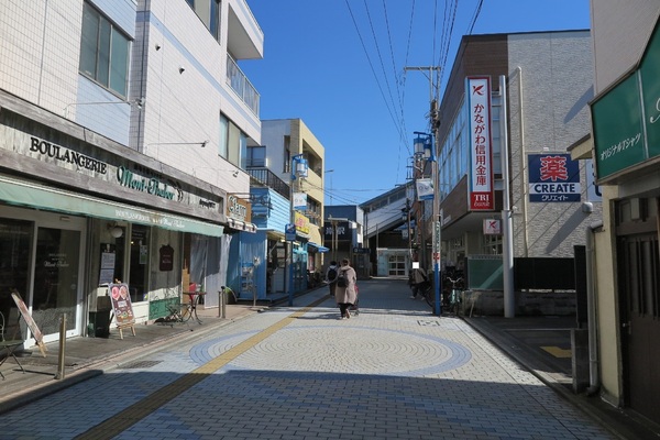 藤沢市鵠沼松が岡４丁目の土地(鵠沼海岸商店街)