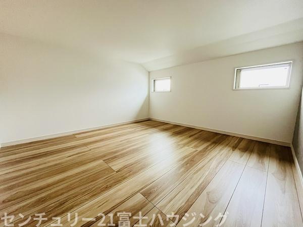 茅ヶ崎市下町屋2丁目　新築戸建　全1棟