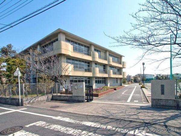 藤沢市鵠沼桜が岡3丁目の中古一戸建て(藤沢市立鵠洋小学校)
