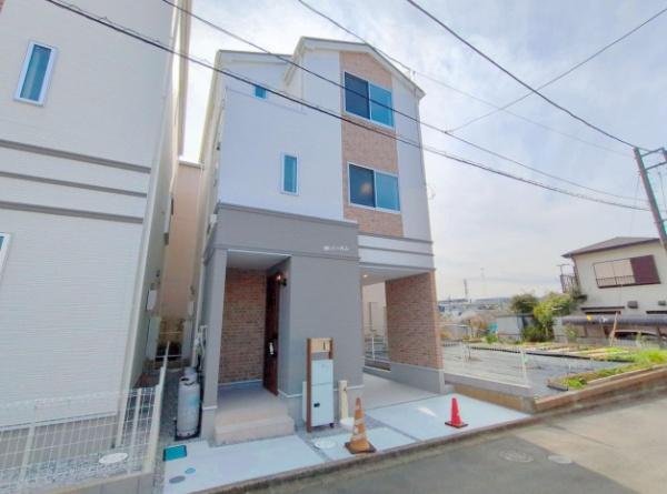 藤沢市石川5丁目2期　新築戸建2号棟　全2棟