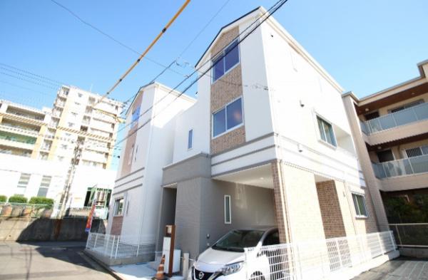 藤沢市石川5丁目2期　新築戸建2号棟　全2棟