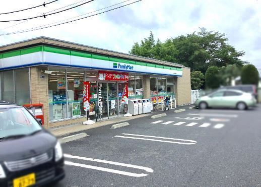 エステ・スクエアさがみ野イーストガーデン(ファミリーマート大和西鶴間店)