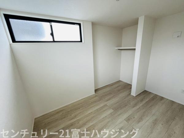 藤沢市本鵠沼３丁目の新築一戸建