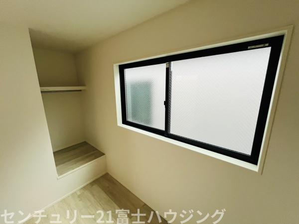 藤沢市本鵠沼３丁目の新築一戸建