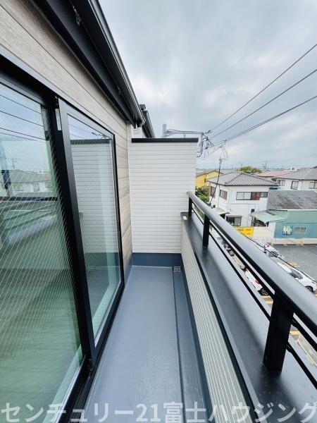 藤沢市本鵠沼３丁目の新築一戸建