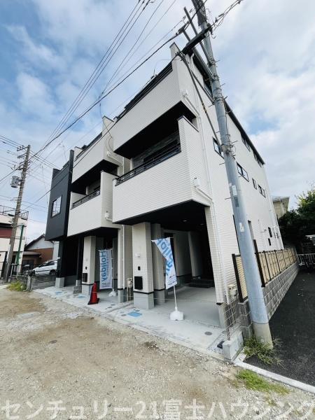 藤沢市本鵠沼３丁目の新築一戸建