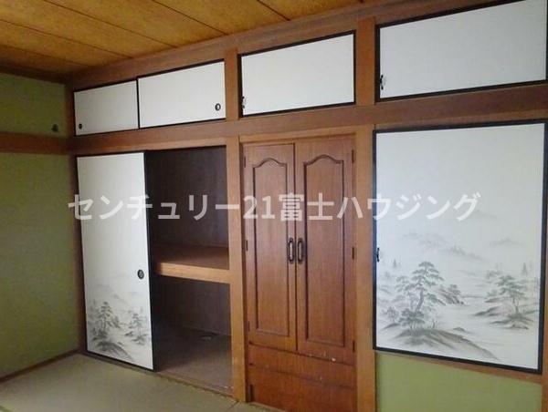 茅ヶ崎市香川１丁目の中古一戸建て