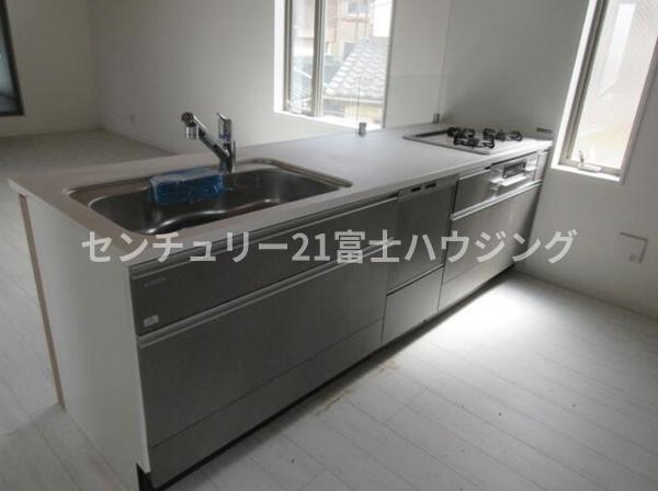 藤沢市石川　新築戸建　全1棟