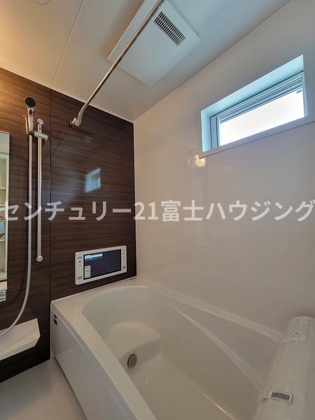 茅ケ崎市中島4期　新築戸建1号棟　全5棟