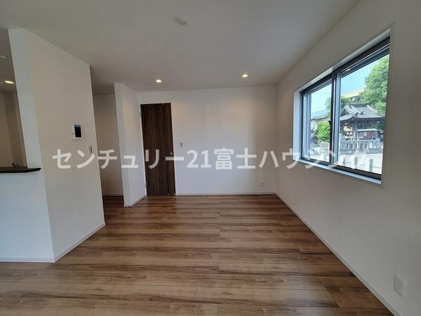 茅ケ崎市中島4期　新築戸建1号棟　全5棟