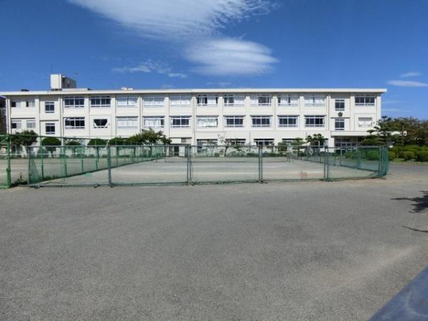 レクセル愛甲石田(成瀬中学校)