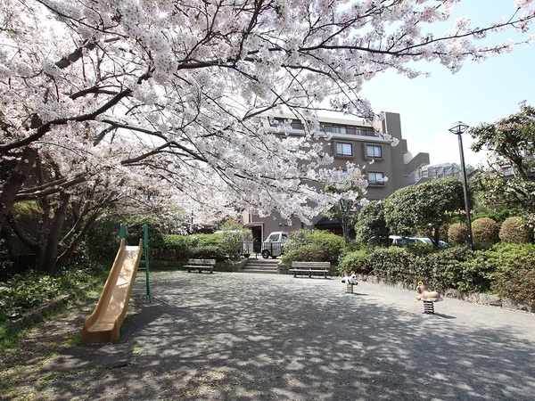鎌倉市腰越1丁目の土地(腰越かつお公園)