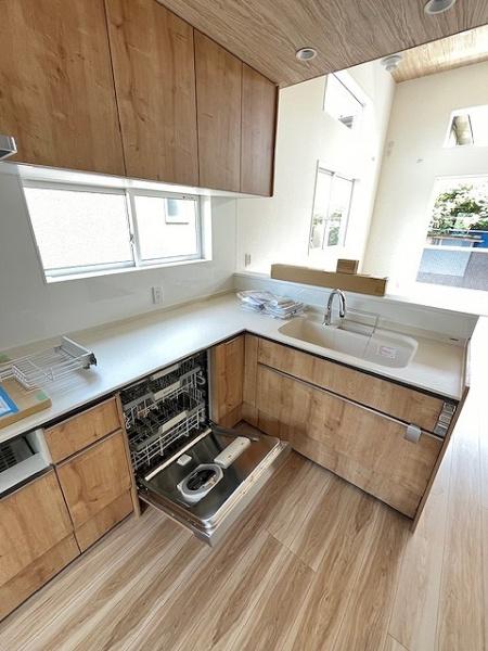 藤沢市湘南台6丁目　新築戸建B棟　全2棟