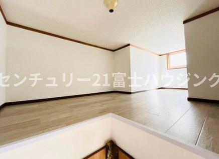 藤沢市朝日町の中古一戸建て
