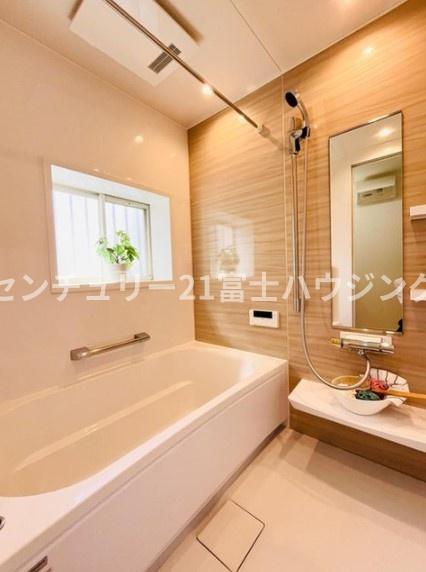 藤沢市朝日町の中古一戸建て