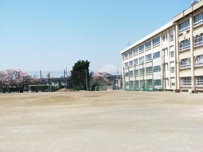 茅ヶ崎市矢畑の土地(鶴嶺中学校)