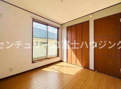 藤沢市鵠沼松が岡２丁目の中古一戸建て