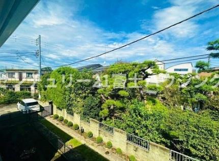藤沢市鵠沼松が岡２丁目の中古一戸建て