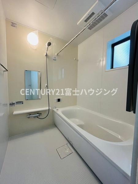 藤沢市石川5丁目　新築戸建2号棟　全7棟