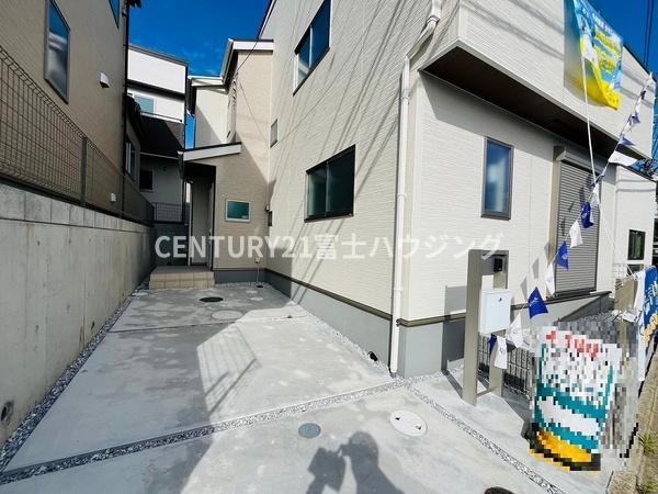 藤沢市石川5丁目　新築戸建2号棟　全7棟
