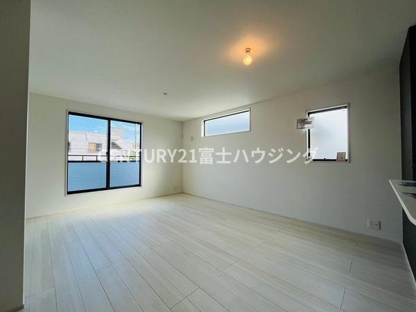 藤沢市石川5丁目　新築戸建4号棟　全7棟