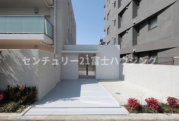 レーベン鵠沼海岸BLUENOVA