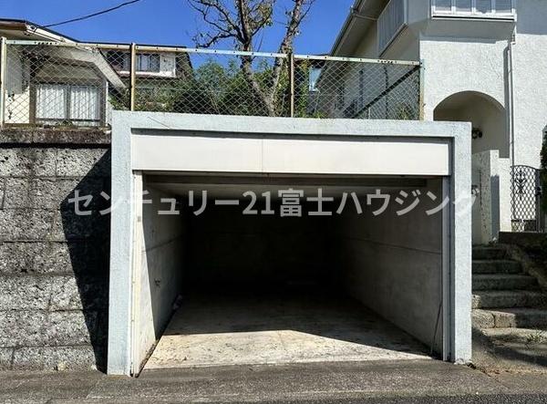 鎌倉市梶原２丁目の土地