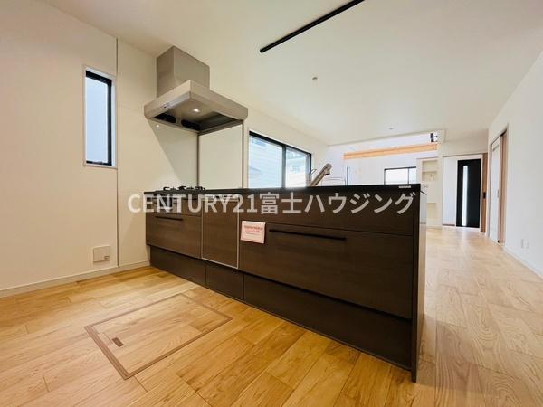 鎌倉市西御門2丁目　新築戸建1号棟　全2棟